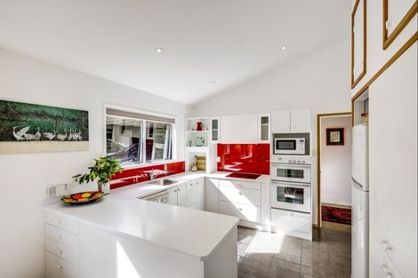 Photo of property in 22a Selwyn Road, Havelock North, 4130