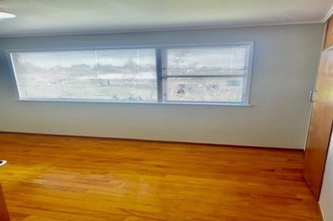 Photo of property in 7 Grimshaw Place, Henderson, Auckland, 0612