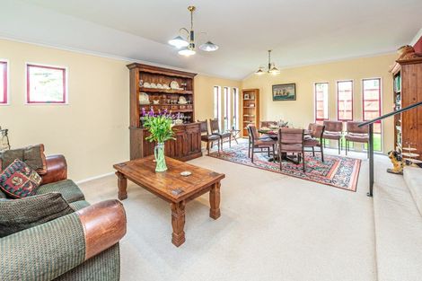Photo of property in 25 Oakland Avenue, Saint Johns Hill, Whanganui, 4500