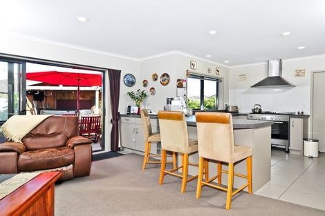 Photo of property in 56 Farringdon Avenue, Rototuna North, Hamilton, 3210