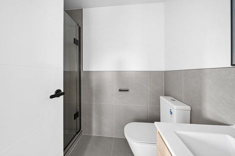 Photo of property in 4/17 Sunnyfield Crescent, Glenfield, Auckland, 0629