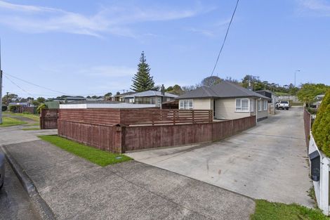 Photo of property in 79 Pohutukawa Place, Bell Block, New Plymouth, 4312