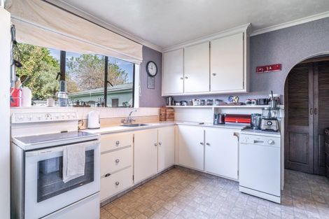 Photo of property in 8 Helena Street, Lumsden, 9730