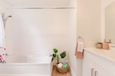 Photo of property in 33b Menin Road, Raumati South, Paraparaumu, 5032