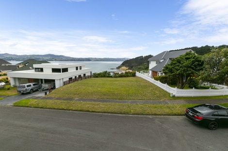 Photo of property in 18 Countess Close, Maupuia, Wellington, 6022