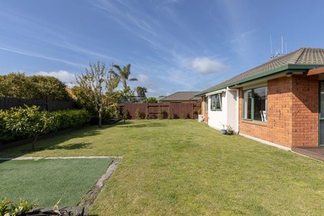 Photo of property in 15 Andalusian Place, Papamoa Beach, Papamoa, 3118