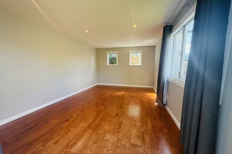 Photo of property in 90 Arran Road, Browns Bay, Auckland, 0630
