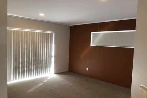 Photo of property in 27 Sheriff Place, Randwick Park, Auckland, 2105