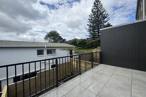 Photo of property in 4/39 Archers Road, Hillcrest, Auckland, 0629