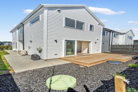 Photo of property in 17 Resnik Crescent, 0810