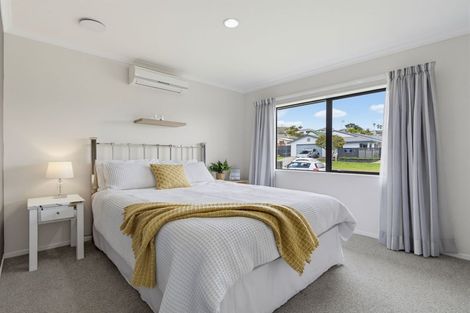 Photo of property in 27 Amberley Crescent, Bethlehem, Tauranga, 3110