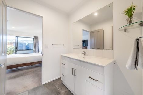 Photo of property in 76 Kirton Drive, Riverstone Terraces, Upper Hutt, 5018