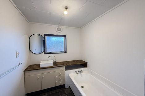 Photo of property in 6 Royal Park Drive, Parklands, Christchurch, 8083