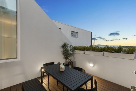 Photo of property in 29c Bath Street, Parnell, Auckland, 1052