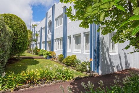 Photo of property in 4/2 Salisbury Street, Herne Bay, Auckland, 1011