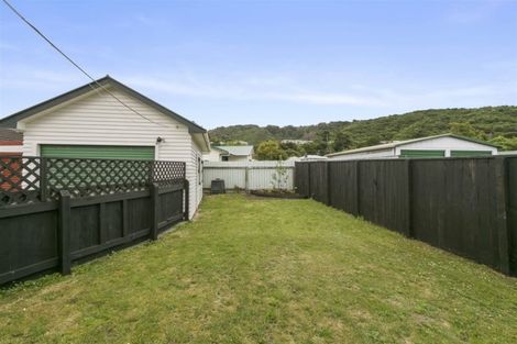Photo of property in 62 Main Road, Wainuiomata, Lower Hutt, 5014