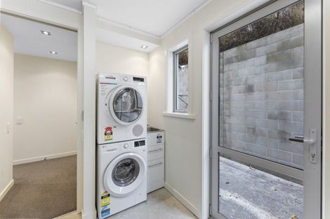 Photo of property in 1 Heritage View, Dunedin Central, Dunedin, 9016