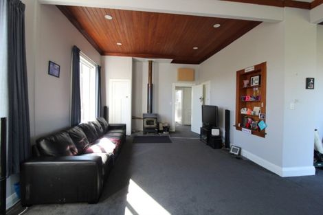 Photo of property in 39 Home Street, Winton, 9720