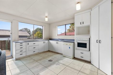 Photo of property in 58b Simpson Road, Papamoa Beach, Papamoa, 3118