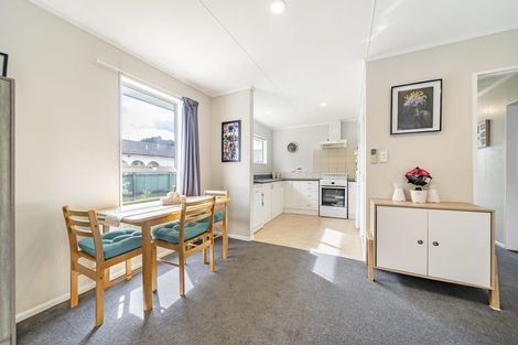 Photo of property in 2/15 Gemstone Drive, Birchville, Upper Hutt, 5018