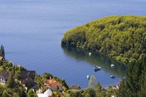 Photo of property in 1/133 Mapara Road, Acacia Bay, Taupo, 3385