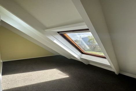 Photo of property in 2/4 Morton Avenue, Forrest Hill, Auckland, 0620