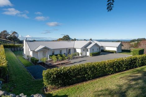 Photo of property in 2/21 Highland Drive, Acacia Bay, Taupo, 3385