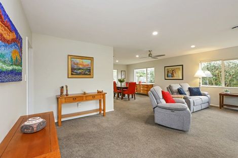 Photo of property in 8 Brompton Drive, Taradale, Napier, 4112