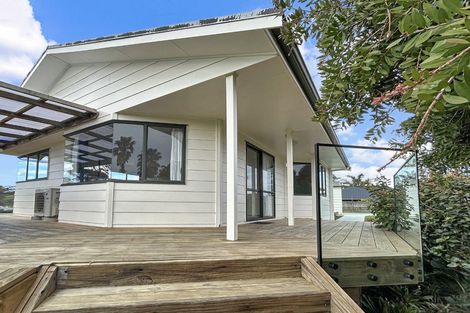 Photo of property in 11 Sunshine Rise, Raglan, 3225