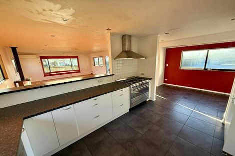 Photo of property in 169 Vipond Road, Stanmore Bay, Whangaparaoa, 0932