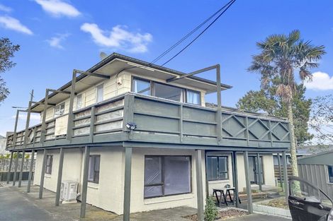 Photo of property in 7a Clayburn Road, Glen Eden, Auckland, 0602