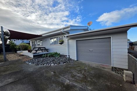 Photo of property in 1882 Ngunguru Road, Ngunguru, Whangarei, 0173