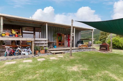 Photo of property in 958 Whangaripo Valley Road, Whangaripo, Wellsford, 0972