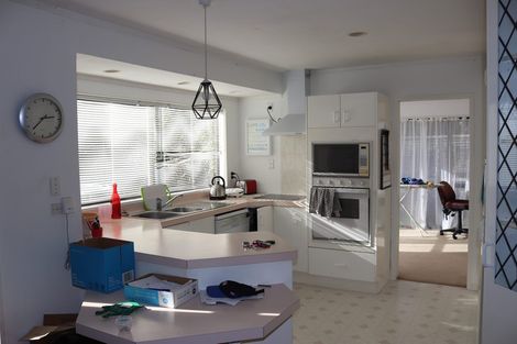 Photo of property in 35 Orangewood Drive, Northpark, Auckland, 2013