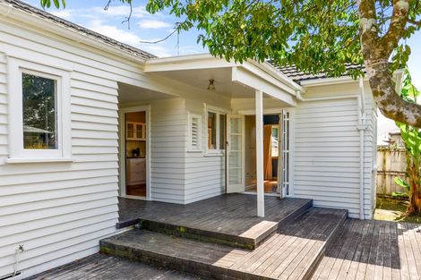 Photo of property in 13 Bond Street, Hamilton East, Hamilton, 3216