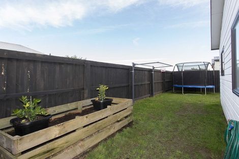 Photo of property in 1/64 Bayswater Crescent, Bromley, Christchurch, 8062