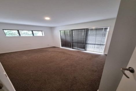 Photo of property in 116 Whangaparaoa Road, Red Beach, 0932