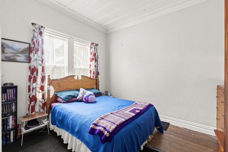 Photo of property in 6 Alexandra Street, Marton, 4710