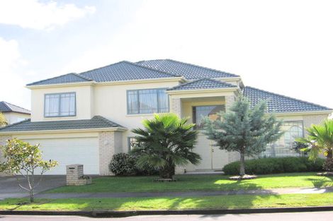 Photo of property in 56 Claremont Way, East Tamaki Heights, Auckland, 2016