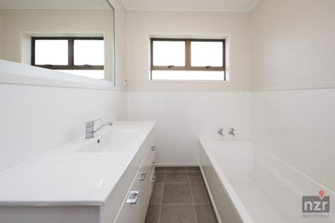 Photo of property in 30 Park View Avenue, Feilding, 4702