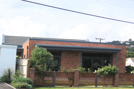 Photo of property in 18 Crawford Green, Miramar, Wellington, 6022