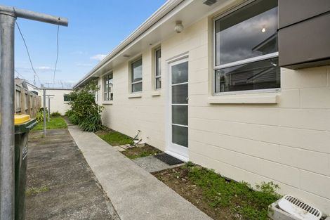Photo of property in 2/4 Rodney Street, Waiwhetu, Lower Hutt, 5010