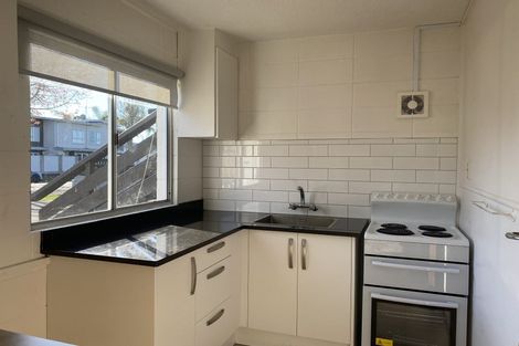 Photo of property in 1-6/21 Edgecumbe Street, Whitiora, Hamilton, 3200