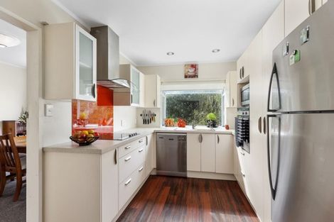 Photo of property in 4 Greyfriars Crescent, Tawa, Wellington, 5028