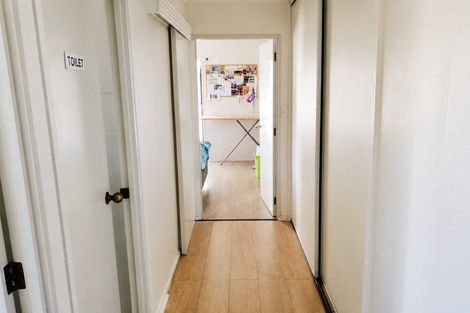 Photo of property in 42 Riverton Drive, Randwick Park, Auckland, 2105