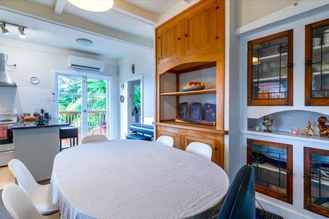 Photo of property in 518e West Coast Road, Oratia, Auckland, 0604