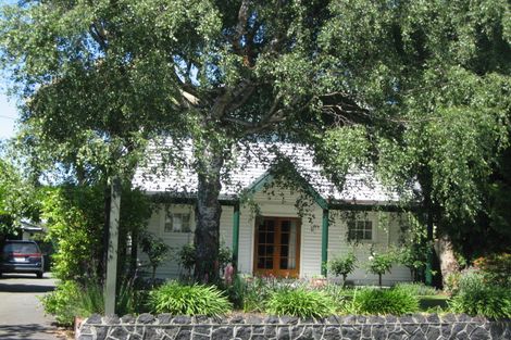 Photo of property in 98 Stapletons Road, Richmond, Christchurch, 8013