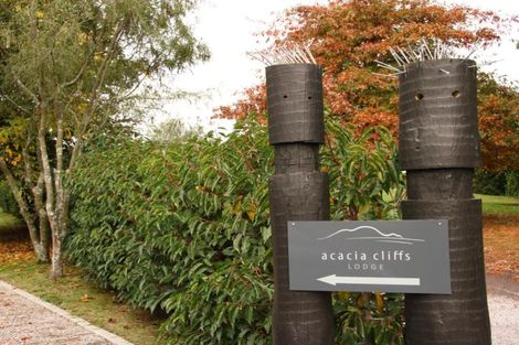 Photo of property in 1/133 Mapara Road, Acacia Bay, Taupo, 3385