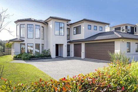 Photo of property in 30 Armstrong Farm Drive, East Tamaki Heights, Auckland, 2016