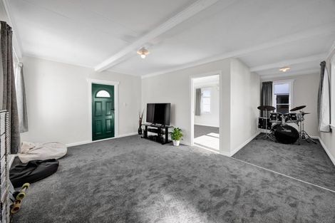 Photo of property in 207 Regan Street, Stratford, 4332